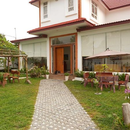 Swiss Villa Preăh Sihanŭk Zewnętrze zdjęcie