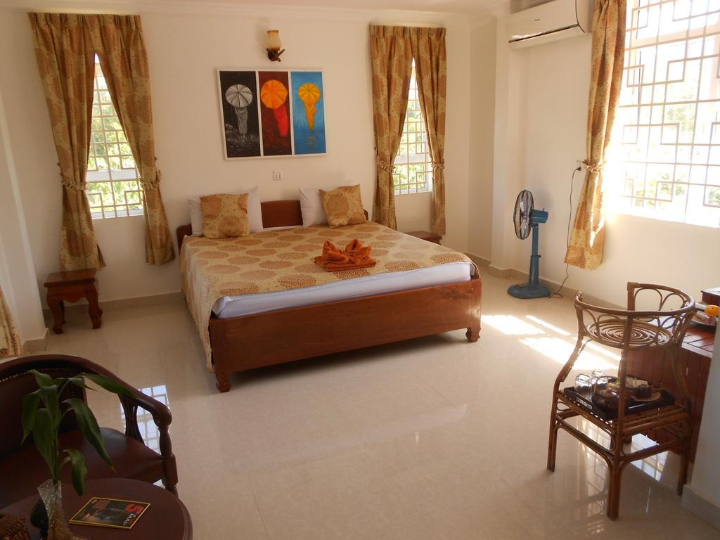 Swiss Villa Preăh Sihanŭk Pokój zdjęcie